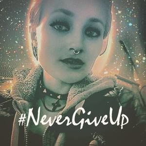 Meet your Posher, Hope